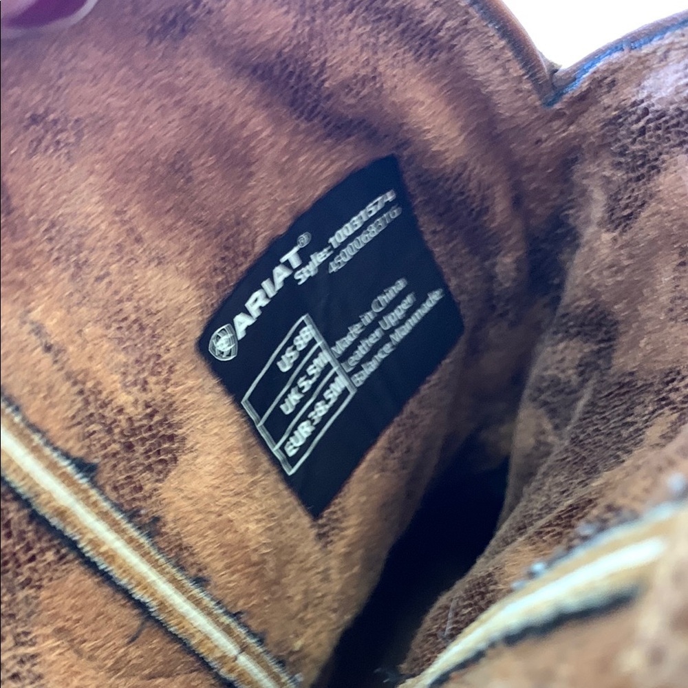 Ariat Brown Heeled Round Up Square Toe Boots with Western Stitching - Picture 6 of 6